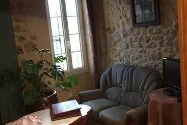 مبيت وإفطار Le Manoir De Marie Lou