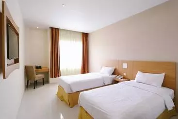 Hotel Collection O 1279  Grand Celino Makassar