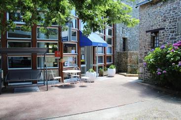 Отель Hôtel Mélaine