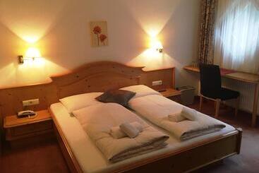 酒店 Landhaus Paradies