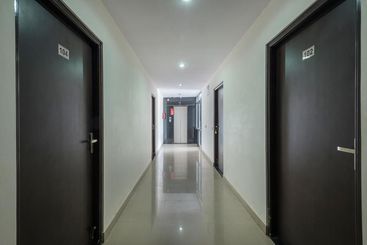 Hotel Oyo Premium Jaipur Airport
