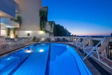 酒店 Villa Elite By Checkin Adults Only