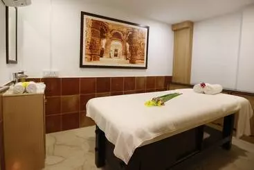 هتل Zone By The Park, Orr, Chennai