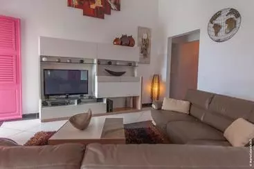 آپارتمانهای توریستها Résidence Le Jardin Des 4 épices