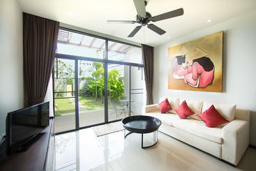 ビラホテル Saiyuan Estate By Tropiclook