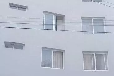 ホテル Goleta Suit