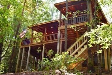 קוטג'' Mountain Lake Hideaway