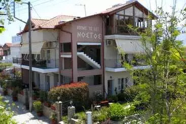 ホテル Nostos Apartments