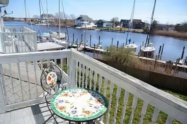 Aamiaismajoitus (B&B) Captain S Cottage