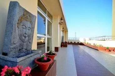 Hotel Tulip Residency