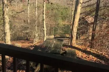 Lago Linda Hideaway Camp