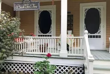 Back Inn Time Bed & Breakfast