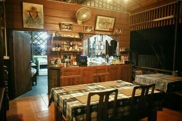 ホテル Mon Saeng Jun Homestay