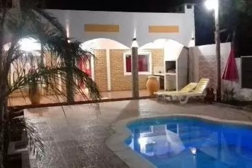 Mökkimajoitus Cabanas La Otilia