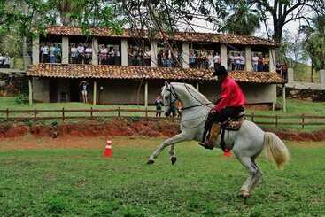فندق ريفى Fazenda Da Roseta