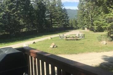 کلبه Addison S Bungalows