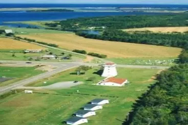 Baywatch Lighthouse Cottages & Motel