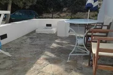 ペンション Kavalieros Studios