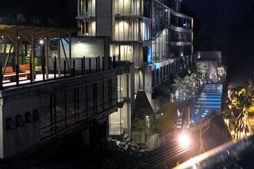 هتل Onsen Papawaqa