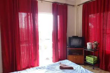 Szálloda Fufu In Love Cottages & Campground