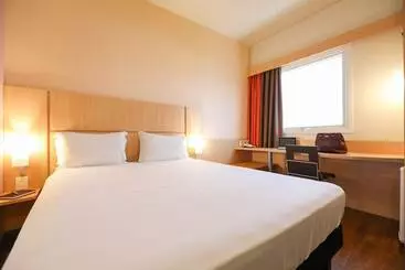 فندق Ibis Montes Claros Shopping