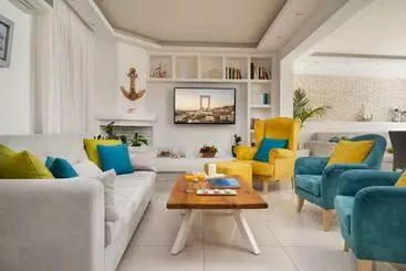 ホテル Polis Of Naxos Boutique