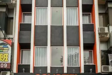 Sovotel Boutique Hotel At Uptown 101