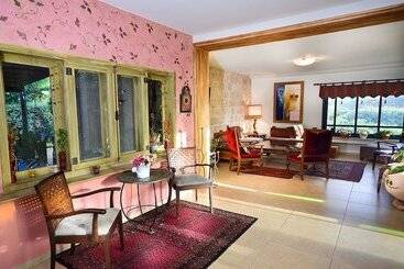 Pansiyon Vila Bakfar