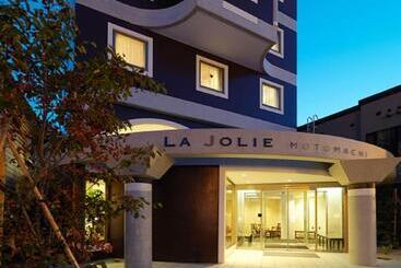 Отель La Jolie Motomachi