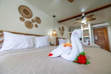 酒店 Ocean Tide Beach Resort