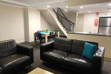 City Ville Apartments And Motel