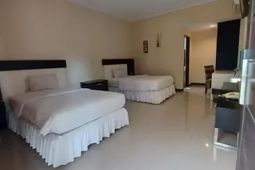 Hotel Amazing Beach Resort Palu