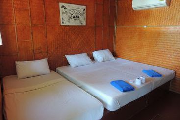 Hotel Phi Phi Banana Resort