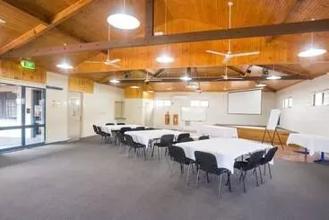 호텔 Shoal Bay Holiday Park