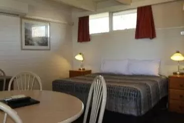 モーテル Cobram Colonial Motor Inn