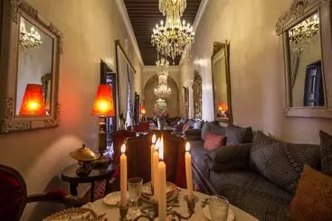 ペンション Riad Thamayna