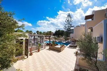 Aparthotel Villa Angira