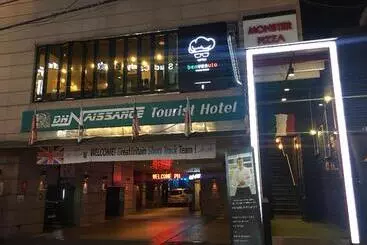 Friendly Dh Naissance Hotel By Mindrum Group