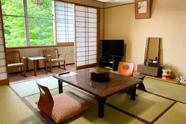 Kirishimaya Ryokan