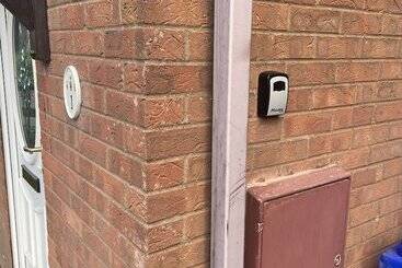 レジデンス 3 Bed House In Stoke On Trent Free Sky Free Wifi