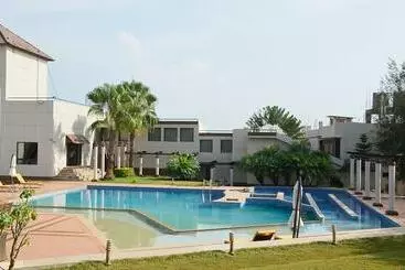 Cotton County Club And Resort