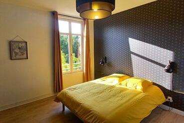 پانسیون Histoire De Loire   La Toue