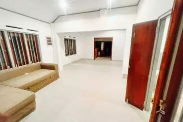 Majatalo Hiri Point Villa