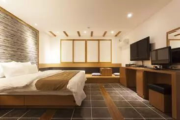 בית מלון כפרי Leaders