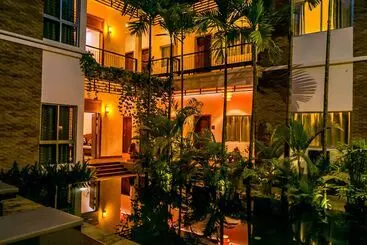 Отель River And Villa