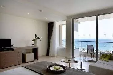 هتل The Ixian Grand & All Suites Adults Only