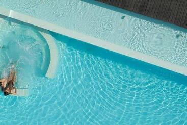 בית מלון כפרי The Ixian Grand & All Suites  Adults Only