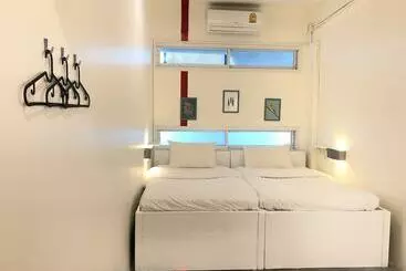 Albergue Silom Guesthouse