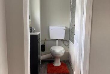 פנסיון The Coral 66 Guest House Southampton