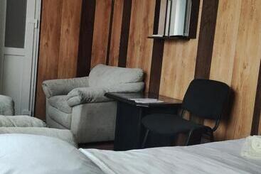 فندق صغير резидент